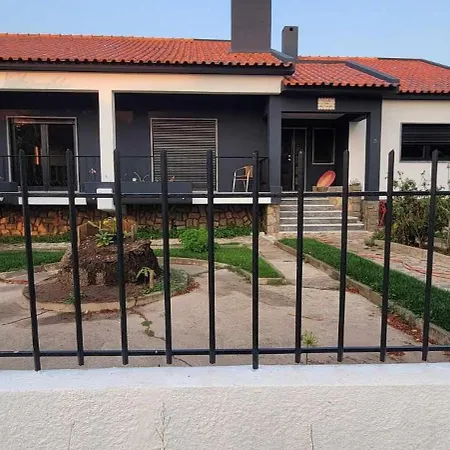 アパート Casa Do Alto Nadadouro